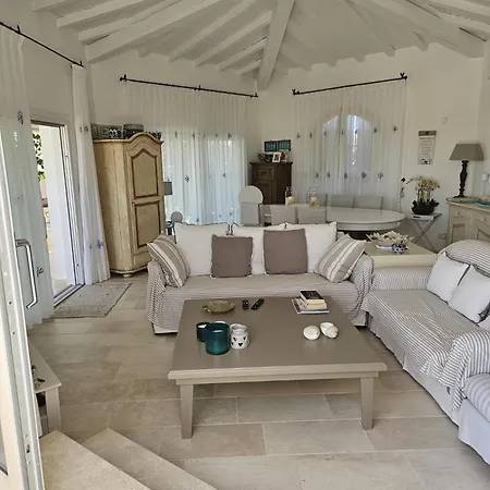 Homey Experience - Panorama Sea & Pool Holiday home