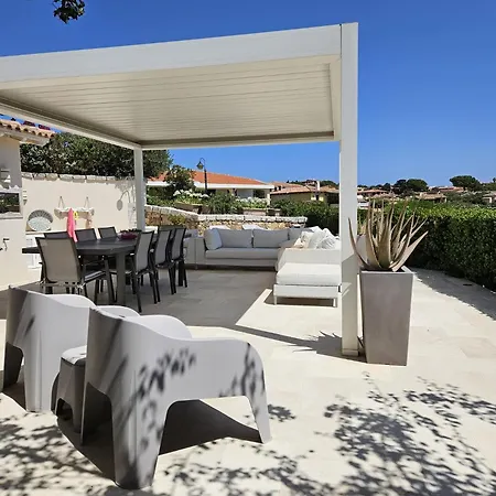 Homey Experience - Panorama Sea & Pool Holiday home *