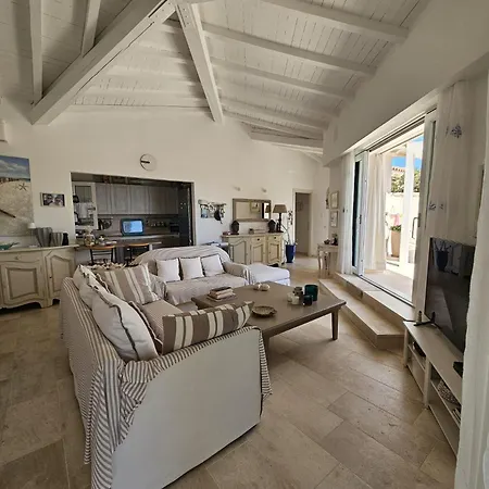 Homey Experience - Panorama Sea & Pool Holiday home